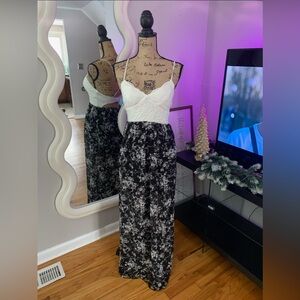 EUC Elegant Black and White Floral Maxi Dress